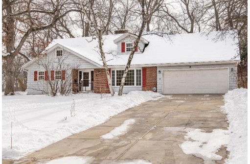 9 Kingsbury Ct, Madison, WI 53711