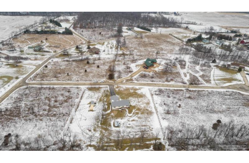 W1525 Rose Ln, Brodhead, WI 53520