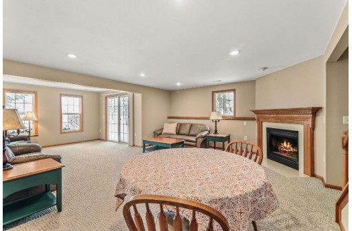 6319 Merritt Ridge, Madison, WI 53718