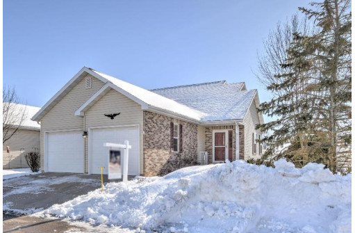 6319 Merritt Ridge, Madison, WI 53718