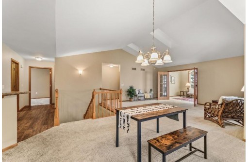 6319 Merritt Ridge, Madison, WI 53718