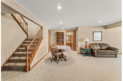 6319 Merritt Ridge, Madison, WI 53718