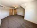 2793 Crinkle Root Dr, Fitchburg, WI 53711