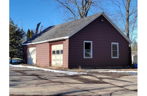 N1807 S Main St, Fort Atkinson, WI 53538-9317