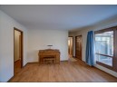 6013 Birch Hill Dr, Madison, WI 53711