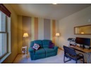 8253 Mayo Dr 211, Madison, WI 53719