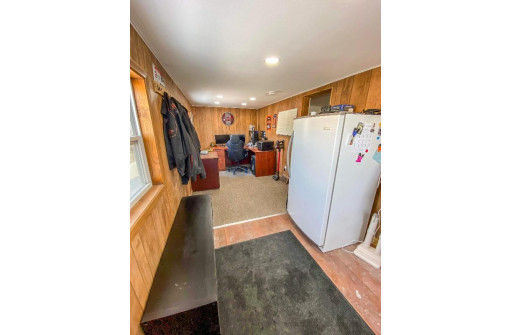 448 E Oak St, Juneau, WI 53039