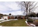 1912 N Claremont Dr, Janesville, WI 53545