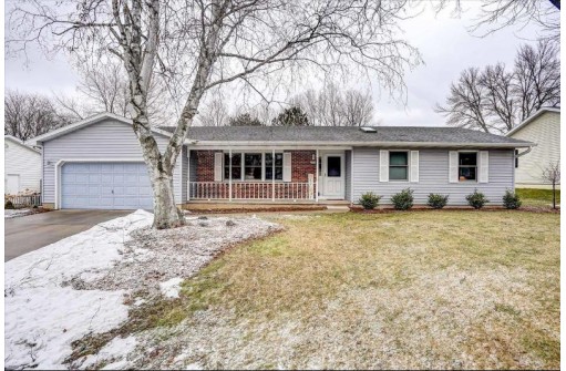 2754 Jacquelyn Dr, Fitchburg, WI 53711