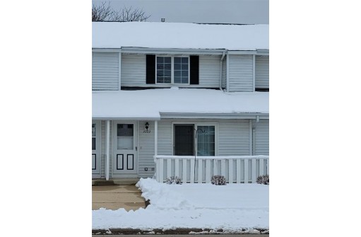 2222 Holiday Dr 4, Janesville, WI 53545-0386