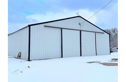 38237 Hwy 18, Prairie Du Chien, WI 53821