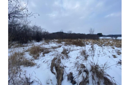 30 AC Petrowitz Rd, Mauston, WI 53948