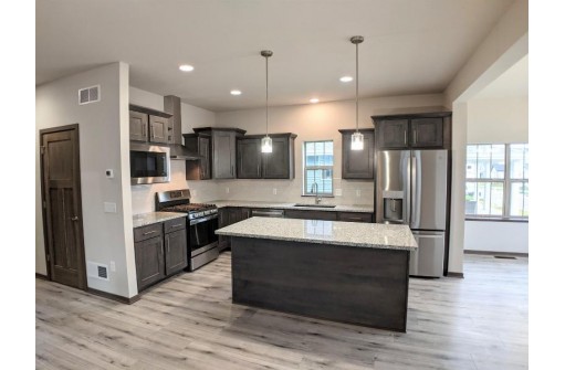 4876 Arugula Rd, Fitchburg, WI 53711