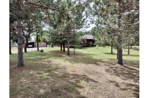 W8731 Ember Ave, Oxford, WI 53952