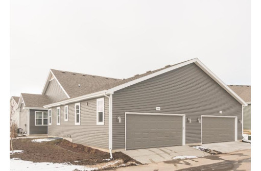 2147 Koshkonong Way, Sun Prairie, WI 53590