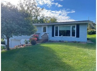 315 W North St Dodgeville, WI 53533