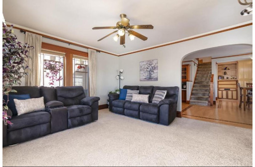 122 E Winnebago St, Friesland, WI 53935