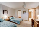 907 Foxboro Dr 907, Oregon, WI 53575