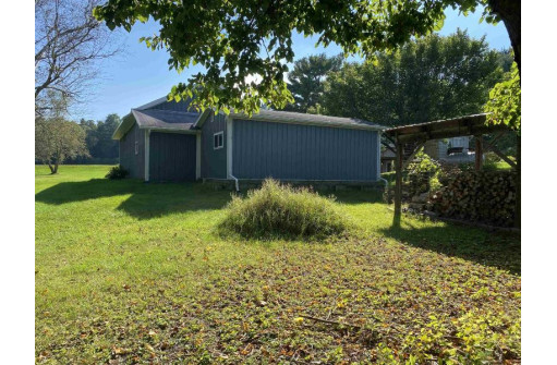 W8998 County Road A, New Lisbon, WI 53950