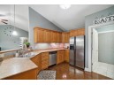 11 S Wyler Dr, Evansville, WI 53536