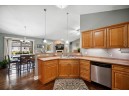 11 S Wyler Dr, Evansville, WI 53536