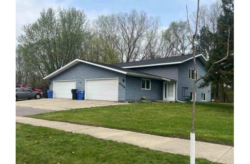 409 E Albert St, Portage, WI 53901