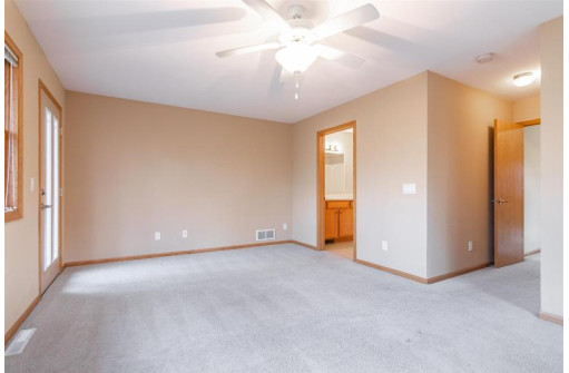 3865-4 Greenway Crossing 4, Wisconsin Dells, WI 53965