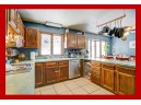 1509 Deerwood Dr, Madison, WI 53716