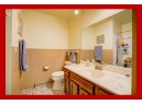 1509 Deerwood Dr, Madison, WI 53716