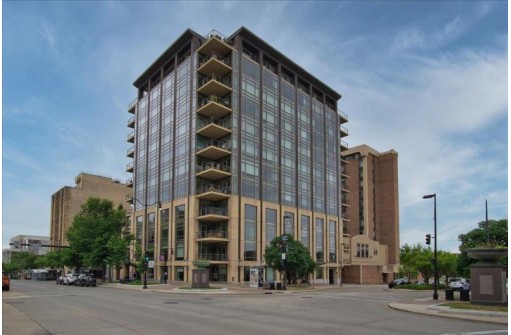 100 Wisconsin Ave 603, Madison, WI 53703