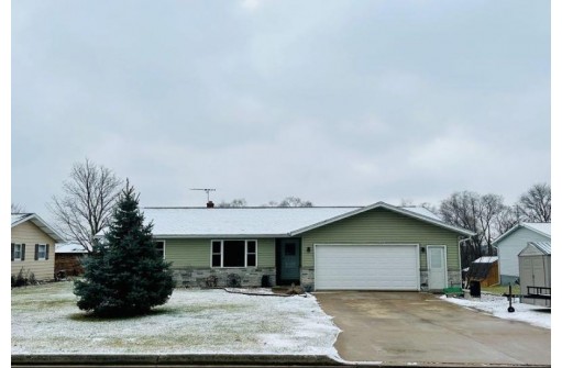 906 Elm St, Argyle, WI 53504