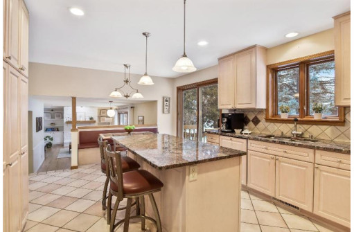 7430 Farmington Way, Madison, WI 53717