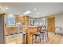 6595 S Oak Ln, Windsor, WI 53598