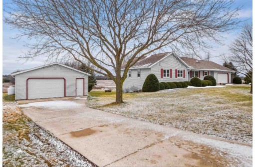 2411 Wayne Cir, McFarland, WI 53558