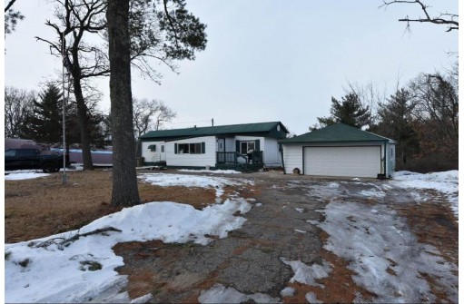 970 Gale Dr, Wisconsin Dells, WI 53965