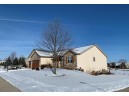 104 Grandview Ct, Columbus, WI 53925