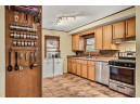 2558 Hoard St, Madison, WI 53704