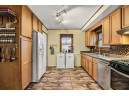 2558 Hoard St, Madison, WI 53704