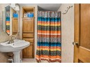 2558 Hoard St, Madison, WI 53704