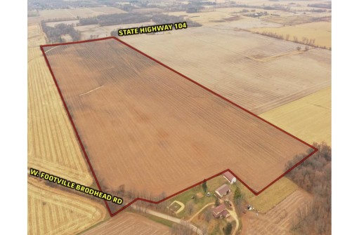 430+- ACRES Hwy 104, Brodhead, WI 53520