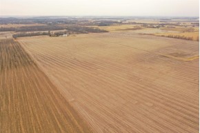 430+- ACRES Hwy 104