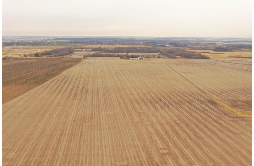 430+- ACRES Hwy 104, Brodhead, WI 53520