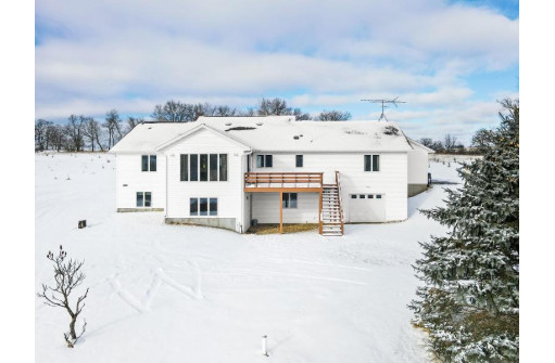 2625 Survey Rd, Dodgeville, WI 53533