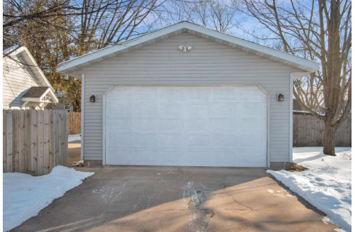 1410 Chestnut St, Wisconsin Rapids, WI 54494