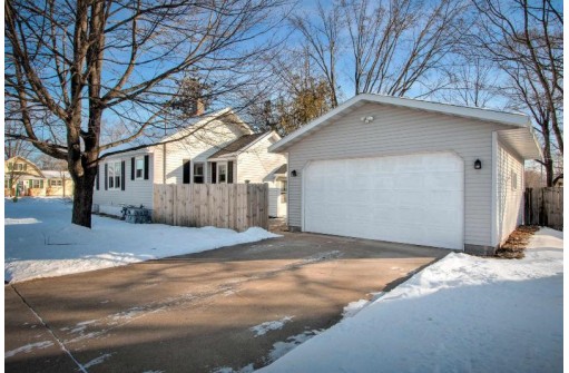 1410 Chestnut St, Wisconsin Rapids, WI 54494