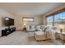 3654 Stonebridge Dr, Madison, WI 53719