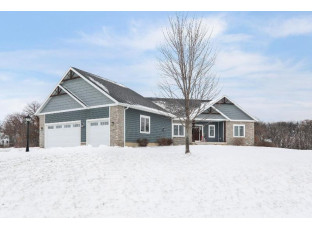 6482 Forest Park Dr DeForest, WI 53532