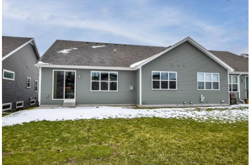 10212 Watts Rd, Verona, WI 53593