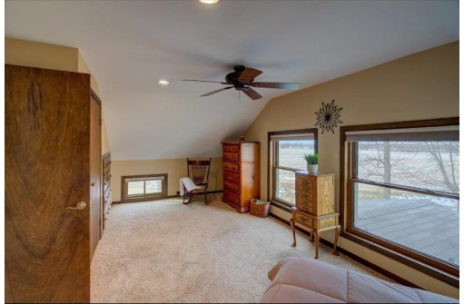 1051 Tower Drive, Stoughton, WI 53589