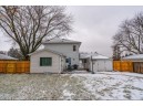 1009 Blaine St, Edgerton, WI 53534